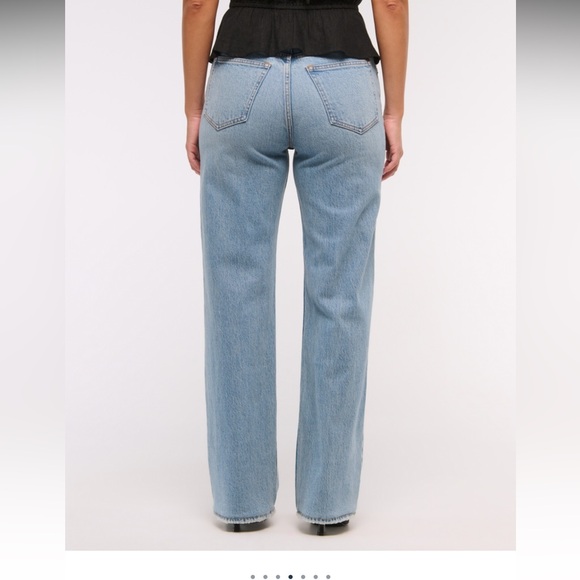 Curve Love High Rise 90s Relaxed Jean - Picture 4 of 7